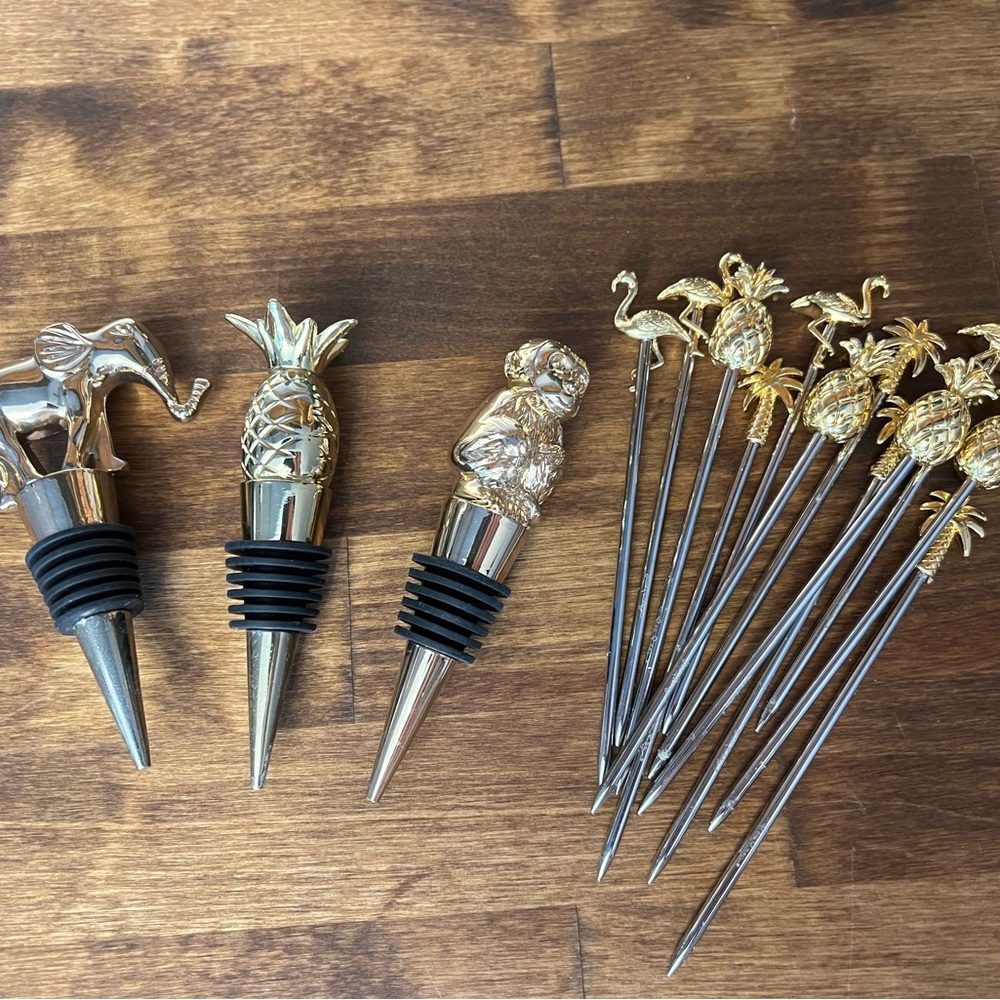 Lilly Pulitzer Bottle Stoppers and Cocktail Picks